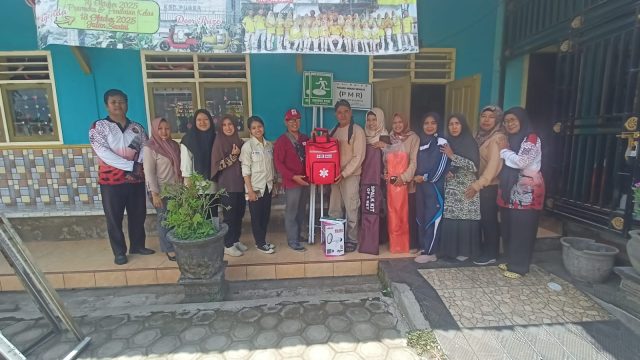Enam Sekolah di Puger dan Gumukmas Terima Paket Kesiapsiagaan Bencana