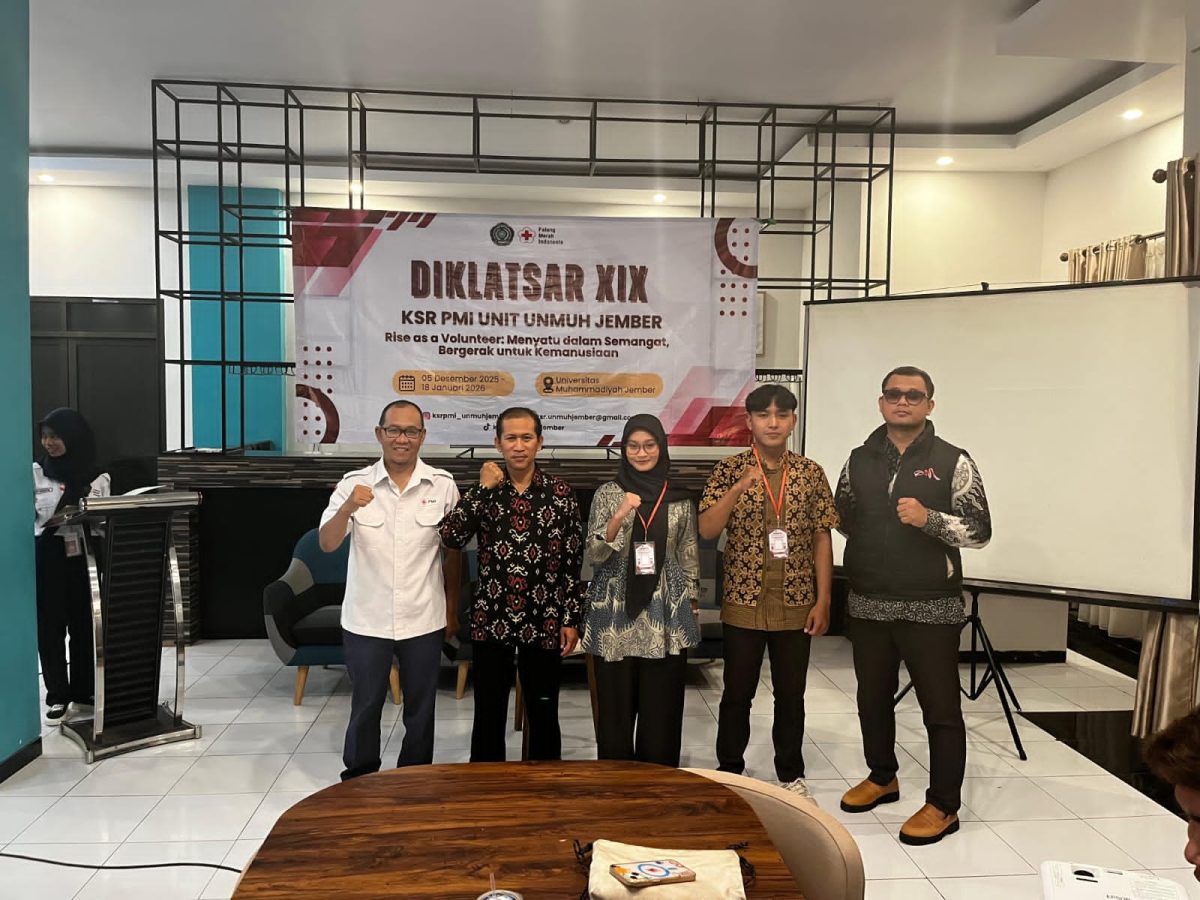 Diklatsar ke-19 KSR PMI Unmuh Jember