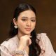 Penyanyi Muda Asal Denpasar Thalia Gunawan Rilis Single Debut “Kamu yang di Bangku Depan”