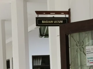 Gedung Bagian Umum DPRD Kabupaten Banyuwangi terkait pengelolaan anggaran publikasi
