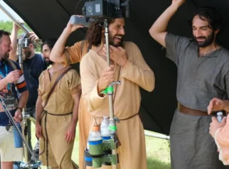 Behind-the-Scenes Laughter and Global Triumph: Perfect Crown’s Early Episodes Captivate Audiences