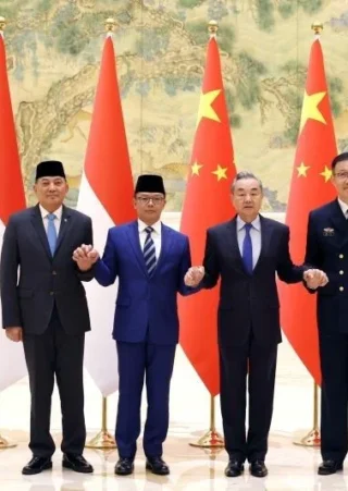 BGN Hentikan 1.500 SPPG Sambil Indonesia-Tiongkok Tandatangani Kesepakatan Pertahanan Besar di Pentagon