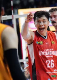 Kostas Papanikolaou Cetak Rekor 800 Penampilan, Olympiacos Tetap Tak Terkalahkan di Musim 2025-26