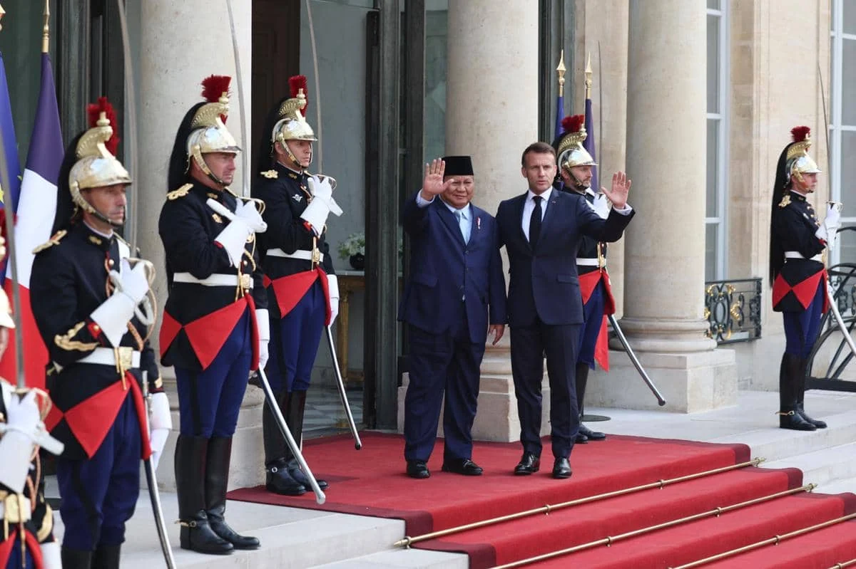 Prabowo Subianto Temui Emmanuel Macron di Istana Élysée, Bahas Kerja Sama Pertahanan dan Ekonomi Kreatif