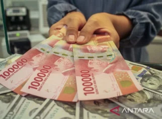 Rupiah Catat Rekor Terburuk, Nilai Tukar Turun ke Rp 17.192 per Dolar AS