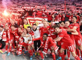 Wolfsburg Raih Kemenangan Tipis 2-1 atas Union Berlin, Eta Catat Debut Bersejarah