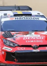 Elfyn Evans menguasai lintasan reli Jepang