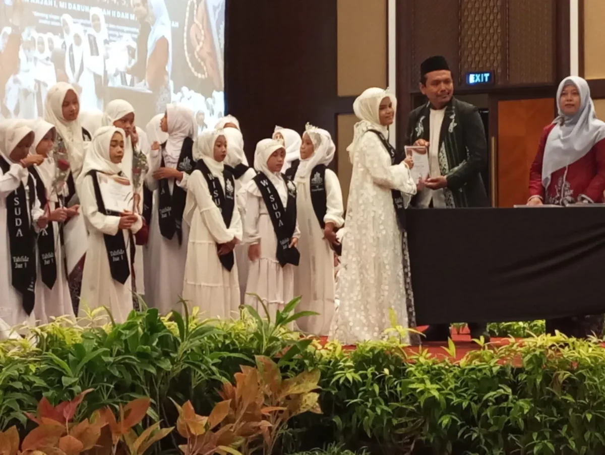 234 Santri Darun Najah Banyuwangi Ikuti Wisuda Tahfidz Al-Qur’an 2026