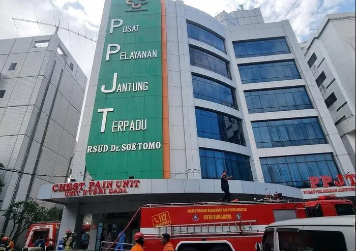 Kebakaran Gedung PPJT RSUD dr Soetomo Surabaya