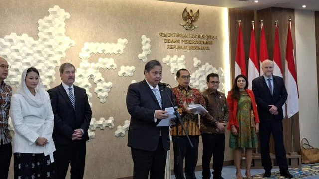 Airlangga Hartarto Tegaskan Kebijakan Ekspor SDA Strategis Dilaksanakan Bertahap
