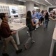 Antusiasme Penggemar Apple di Jakarta Saat Peluncuran MacBook Neo