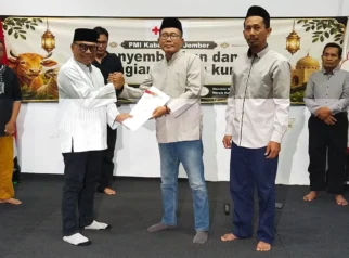 dr. Agus Burhan Syah Nahkodai UDD PMI Jember