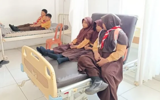 Belasan Siswa TK di Jember Diduga Keracunan Makanan MBG
