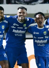 Bojan Hodak Optimis Persib Bandung Bisa Rebut Gelar Musim Ini Usai Borneo FC Tahan Ketat