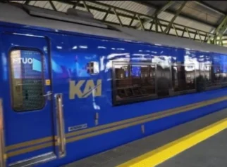 Kereta Compartment Suite KAI