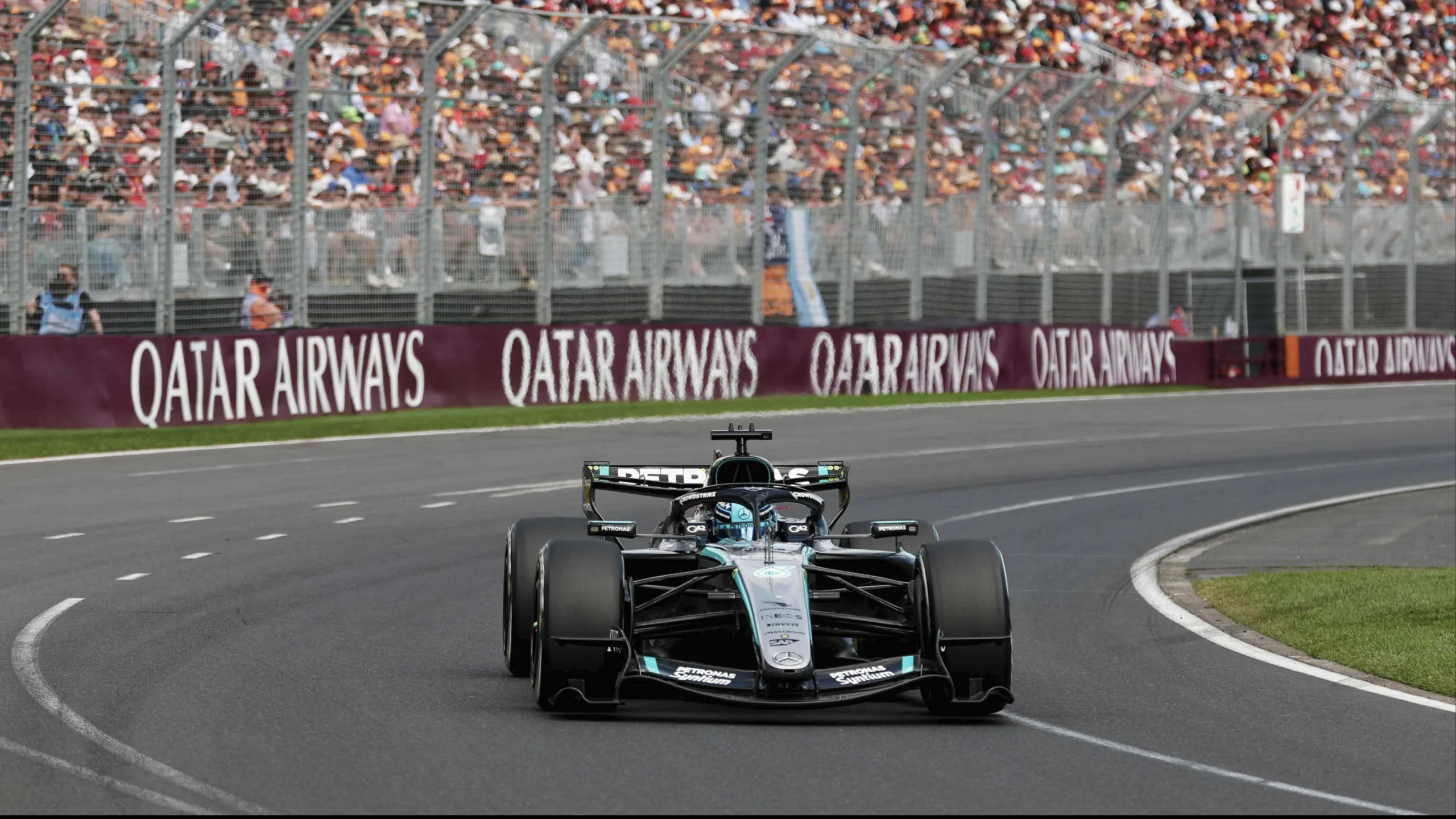 George Russell Raih Pole Position di Sprint GP Kanada, Mercedes Dominasi Baris Depan