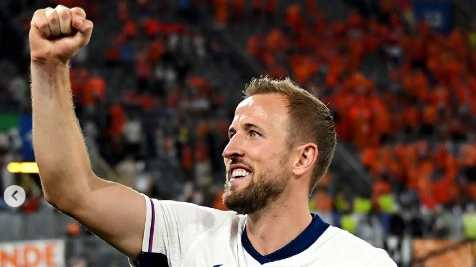 Harry Kane Bertekad Mengangkat Trofi Piala Dunia dan Pecahkan Rekor Gol Lineker