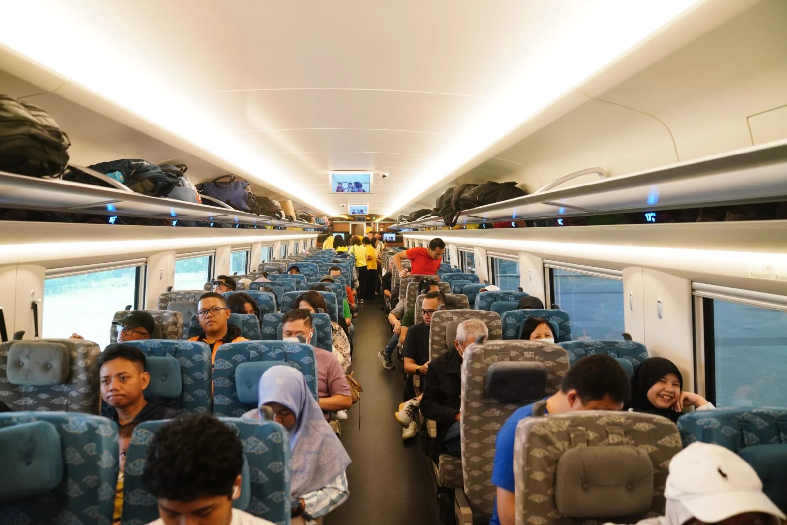 KA Pandanwangi Layani 371 Ribu Penumpang dalam Empat Bulan