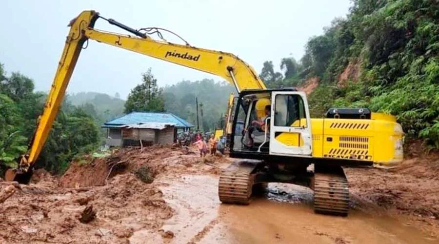 Kementerian PU Fokus Pemulihan Infrastruktur Pascabanjir di Tanah Datar