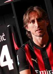 Luka Modrić Bergabung dengan AC Milan hingga 2026 dan Mungkin 2027