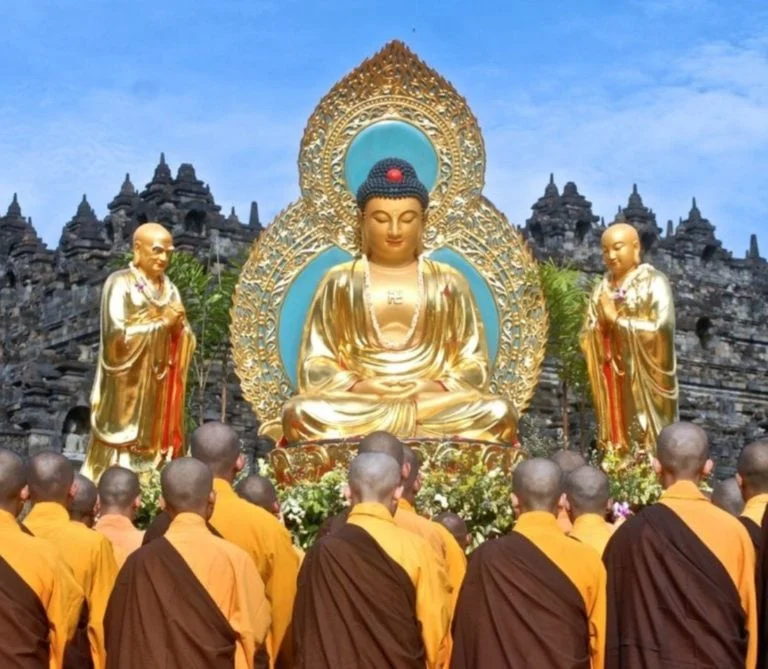 Makna Waisak bagi Umat Buddha dalam Menjalankan Kebajikan