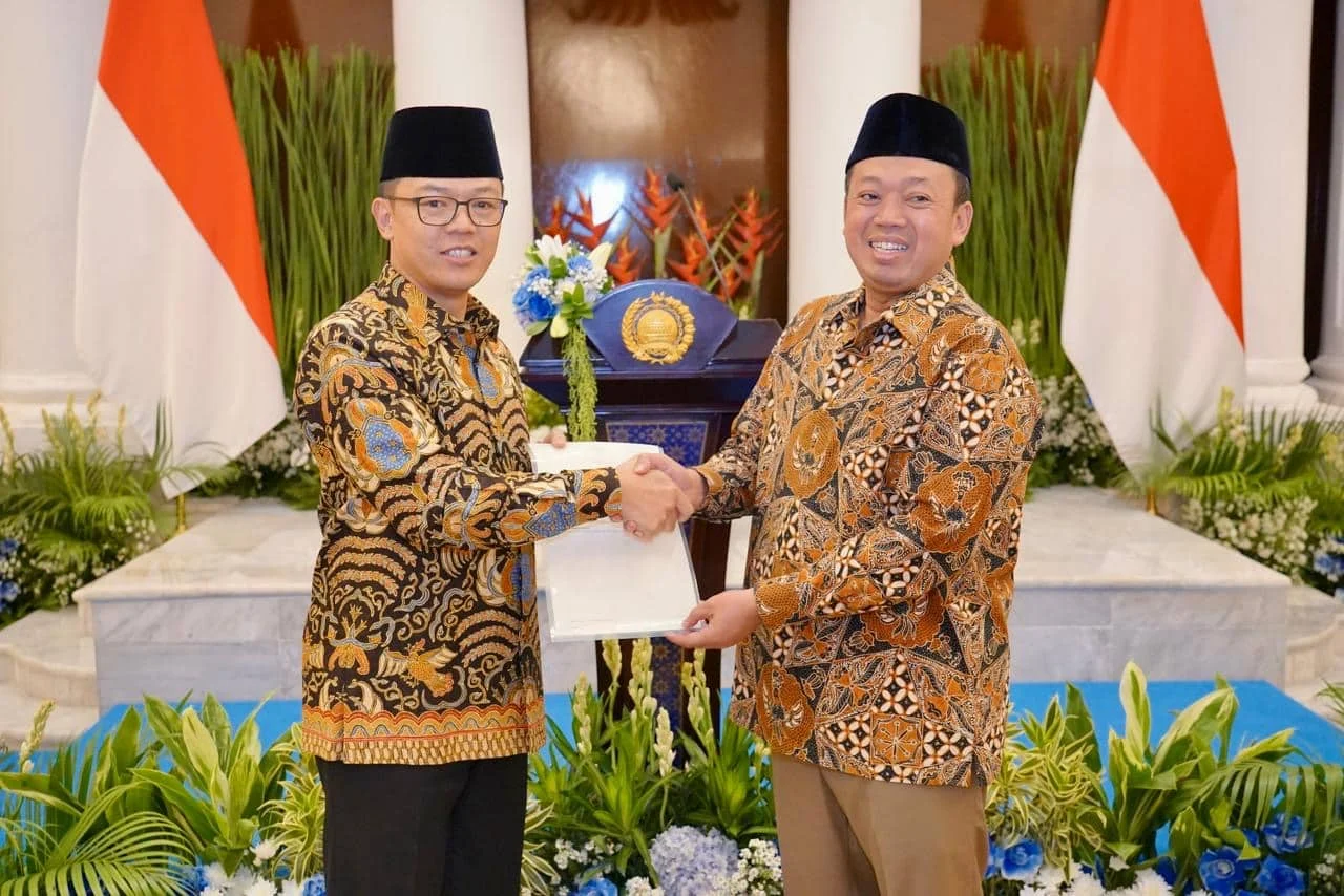 Menteri Nusron Serahkan Sertipikat Hak Pakai kepada Lemhannas RI