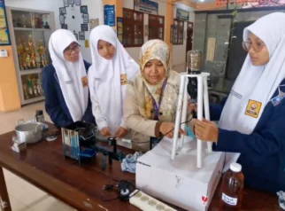 Pelajar Banyuwangi Ciptakan Kompor Berbahan Bakar Jelantah sebagai Alternatif Energi