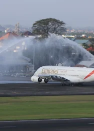 Penggantian Airbus A380 Emirates di Bali: Apa yang Terjadi?