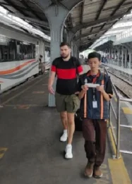 Peningkatan Wisatawan Asing yang Menggunakan Kereta Api di Daop 9 Jember