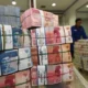 Uang Beredar April 2026 Turun Jadi Rp10.253,7 Triliun