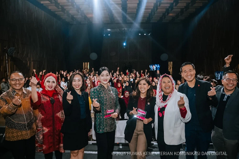 Wamen Komdigi Dukung Festival Egrang sebagai Ruang Kesehatan Emosional Anak