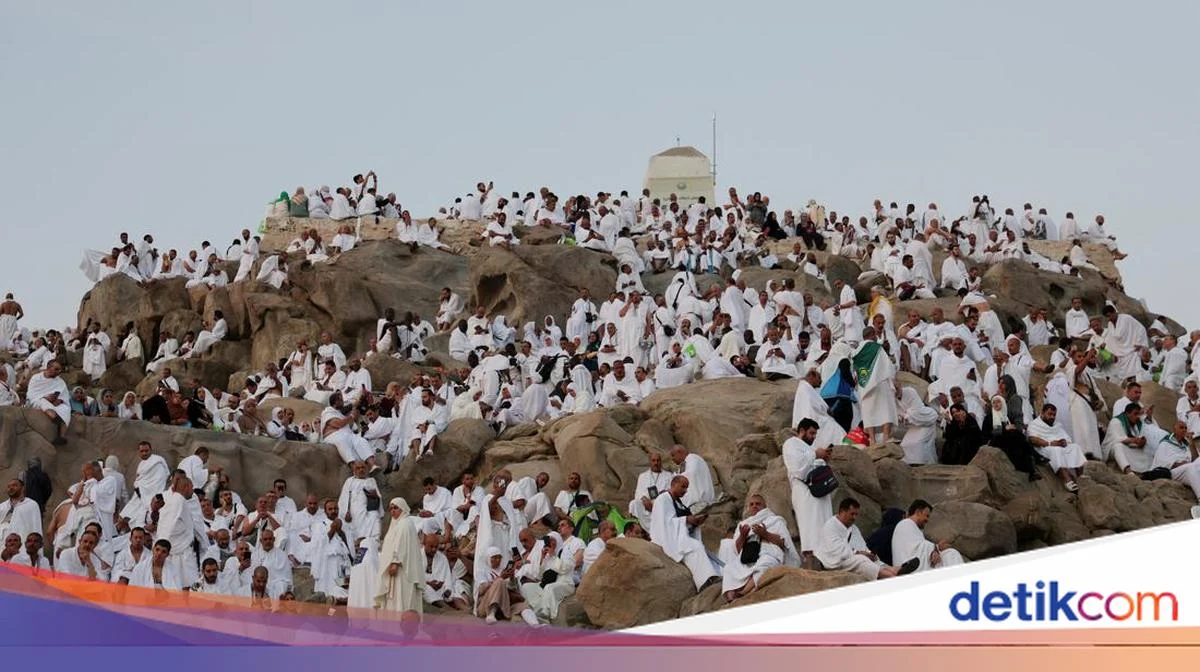 Wukuf di Arafah: Ulama Ingatkan Esensi Haji Mabrur
