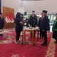 Bupati Ipuk Lantik Suyanto Jadi Sekda Banyuwangi