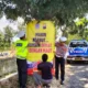 Antisipasi Kecelakaan, Satlantas Pasang Banner Imbauan Sepanjang Pantura LPP RRI