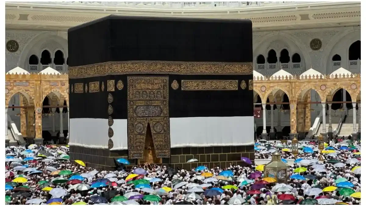Arab Saudi Bersiap Memasang Kiswah Baru Menyambut Tahun Baru: Tradisi Sakral yang Mendunia
