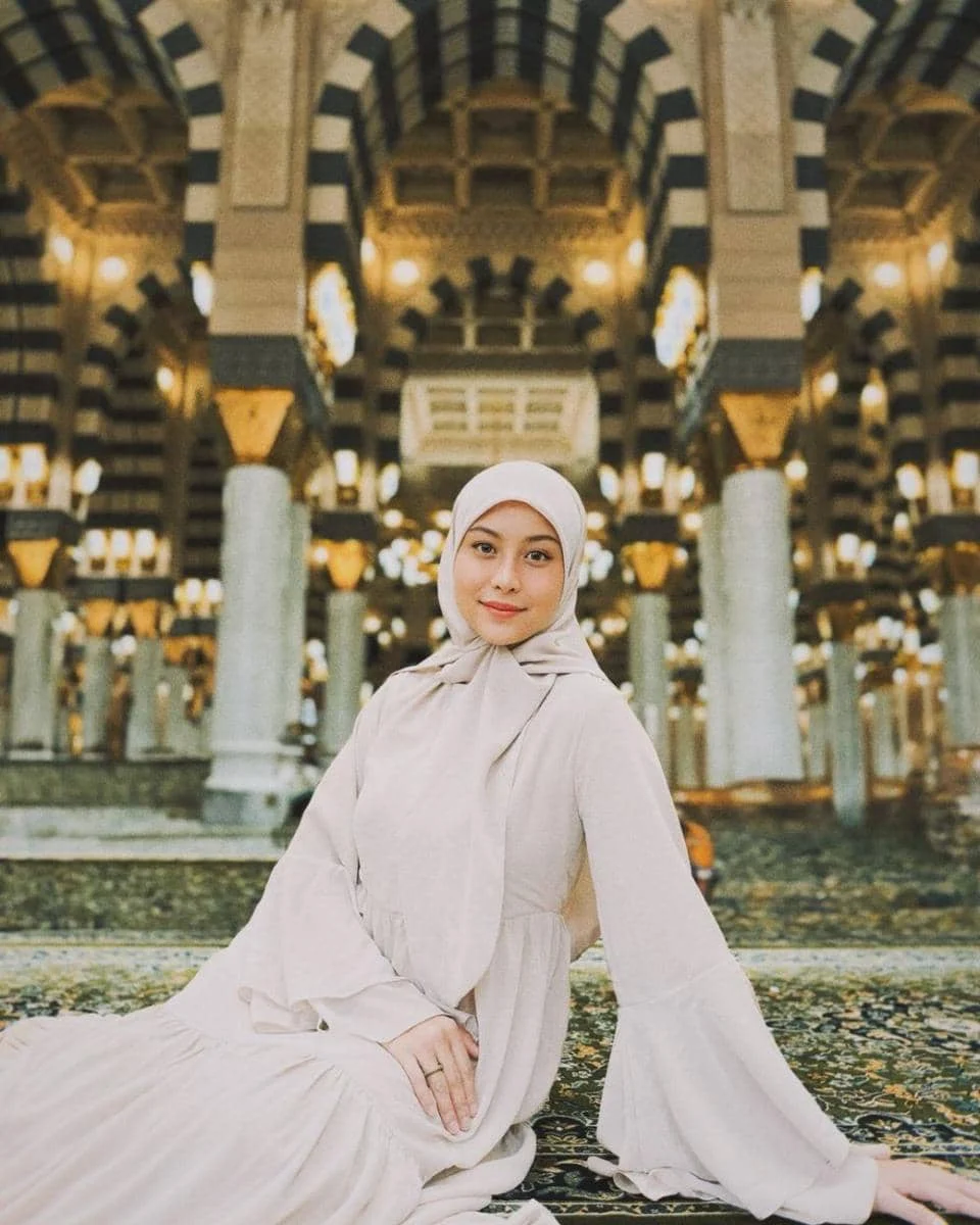 Awkarin Absen Panggilan Polda Metro soal Endorse Umrah Hanania: Polisi Jadwalkan Ulang Pemeriksaan