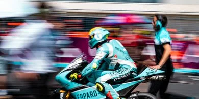 Dihantam Sanksi dan Lesu Usai Kemenangan Perdana, Keluh Pembalap Tim Papan Atas Honda di Moto3: Bencana di Awal Musim 2026