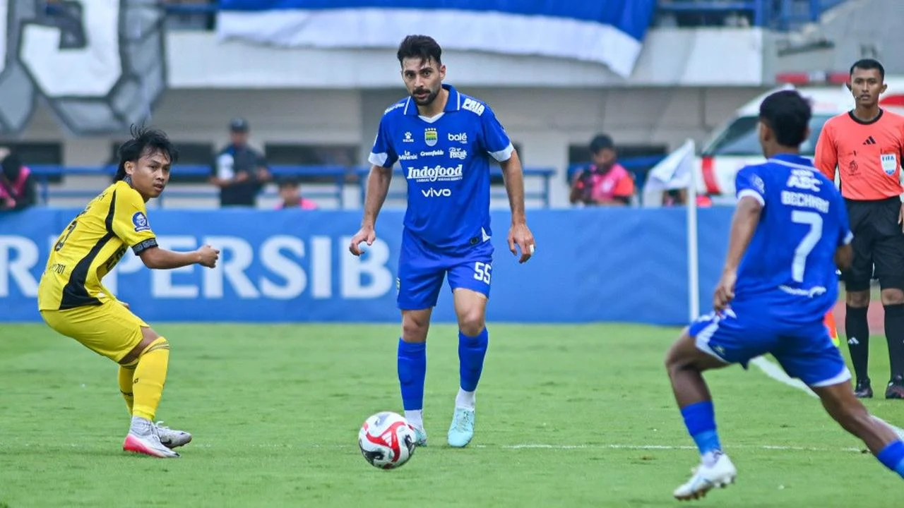 Frans Putros Piala Dunia: Umuh Bangga, Persib Bandung Mendapat Sorotan Global