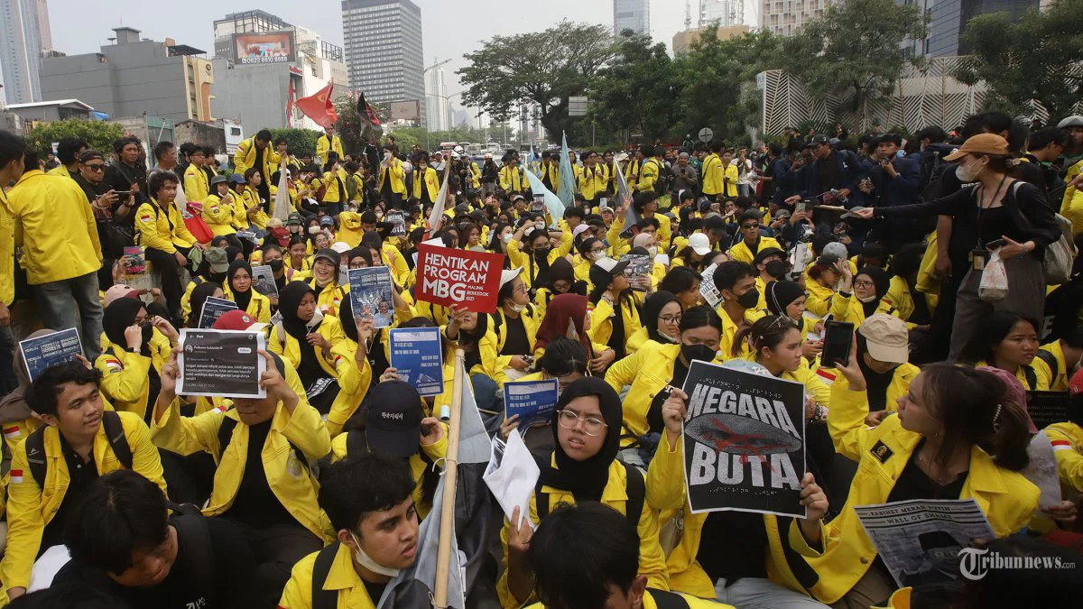 Gerakan Senyap dari Rakyat untuk Rakyat: Banjir Makanan Saat Demo Mahasiswa, Zaskia Mecca Terharu