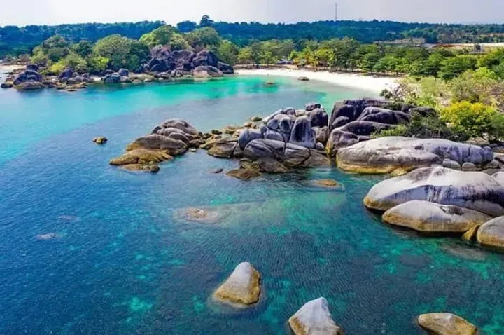 GFNY Belitung 2026: Pesona Alam Laskar Pelangi dan 21 Negara Bertarung di Jalur Gran Fondo