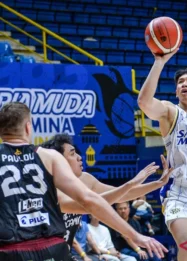 Gim Ketiga Semifinal IBL 2026: Satria Muda Kalah 82-93 dari Hornbills, Pelatih Sorot Masalah Rebound