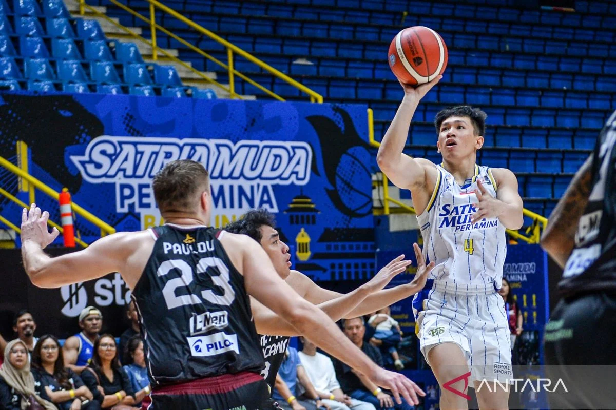 Gim Ketiga Semifinal IBL 2026: Satria Muda Kalah 82-93 dari Hornbills, Pelatih Sorot Masalah Rebound
