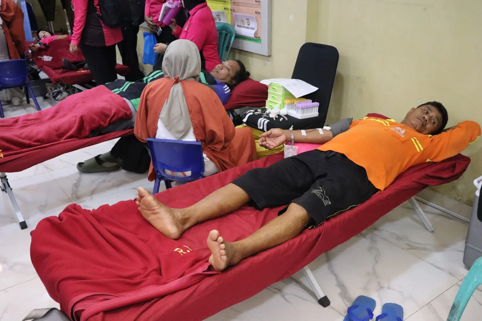 Hari Bhayangkara ke-80: Polres Kepulauan Seribu Ajak Ojol dan Nelayan Donor Darah, Bukti Sinergi Polri-Masyarakat