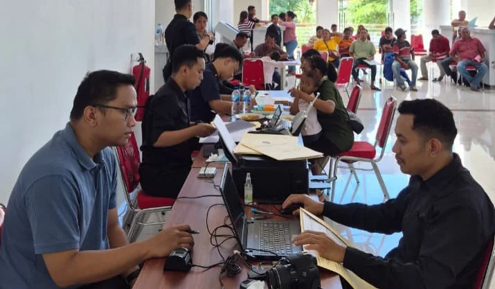 Imigrasi Atambua Layani Puluhan Pemohon Paspor Melalui Eazy Passport di PLBN Wini