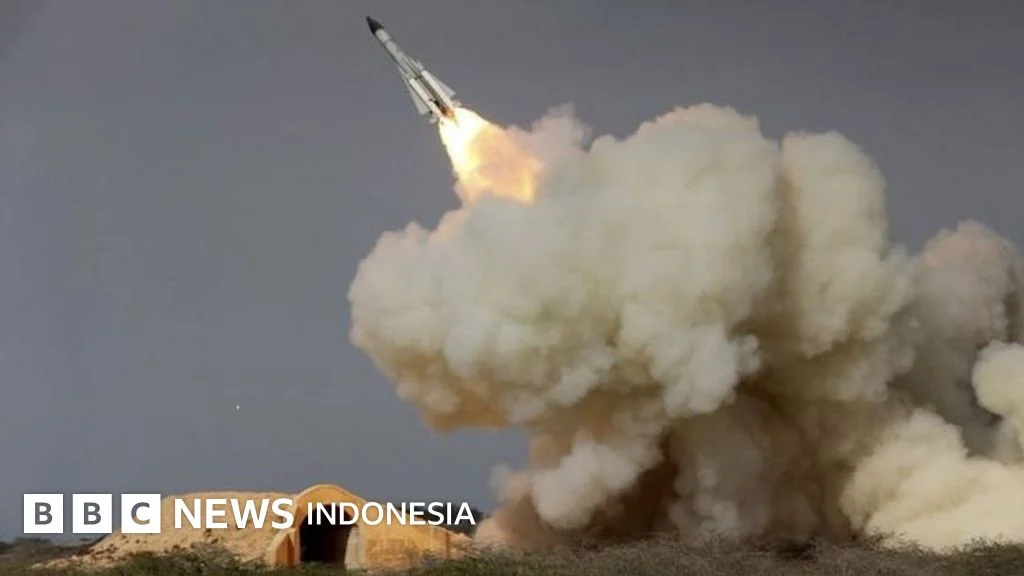 Iran Hantam Pangkalan AS di Yordania dengan 12 Rudal Balistik, Klaim Hancurkan F-16, F-15, dan F-35