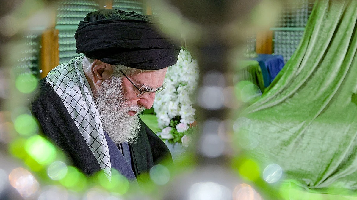 Iran Umumkan Upacara Pemakaman Ali Khamenei: Prosesi Agung di Teheran, Qom, dan Mashhad