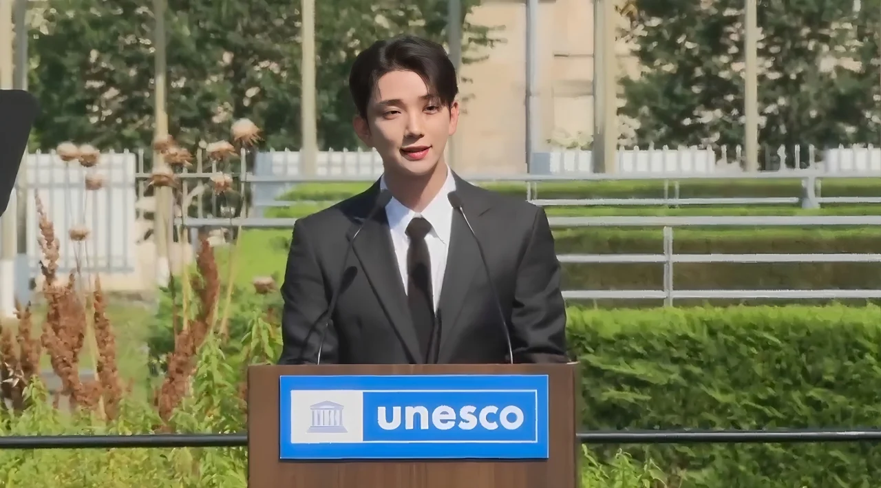 Joshua SEVENTEEN Sampaikan Pesan Inspiratif bagi Generasi Muda di Acara UNESCO Paris