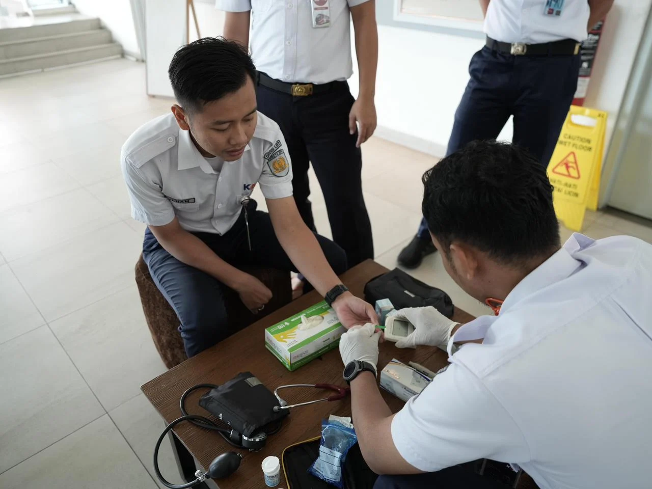 KAI Services Bina 113 Petugas Pengaman LRT Jabodebek: Tegas dan Humanis Jadi Prioritas