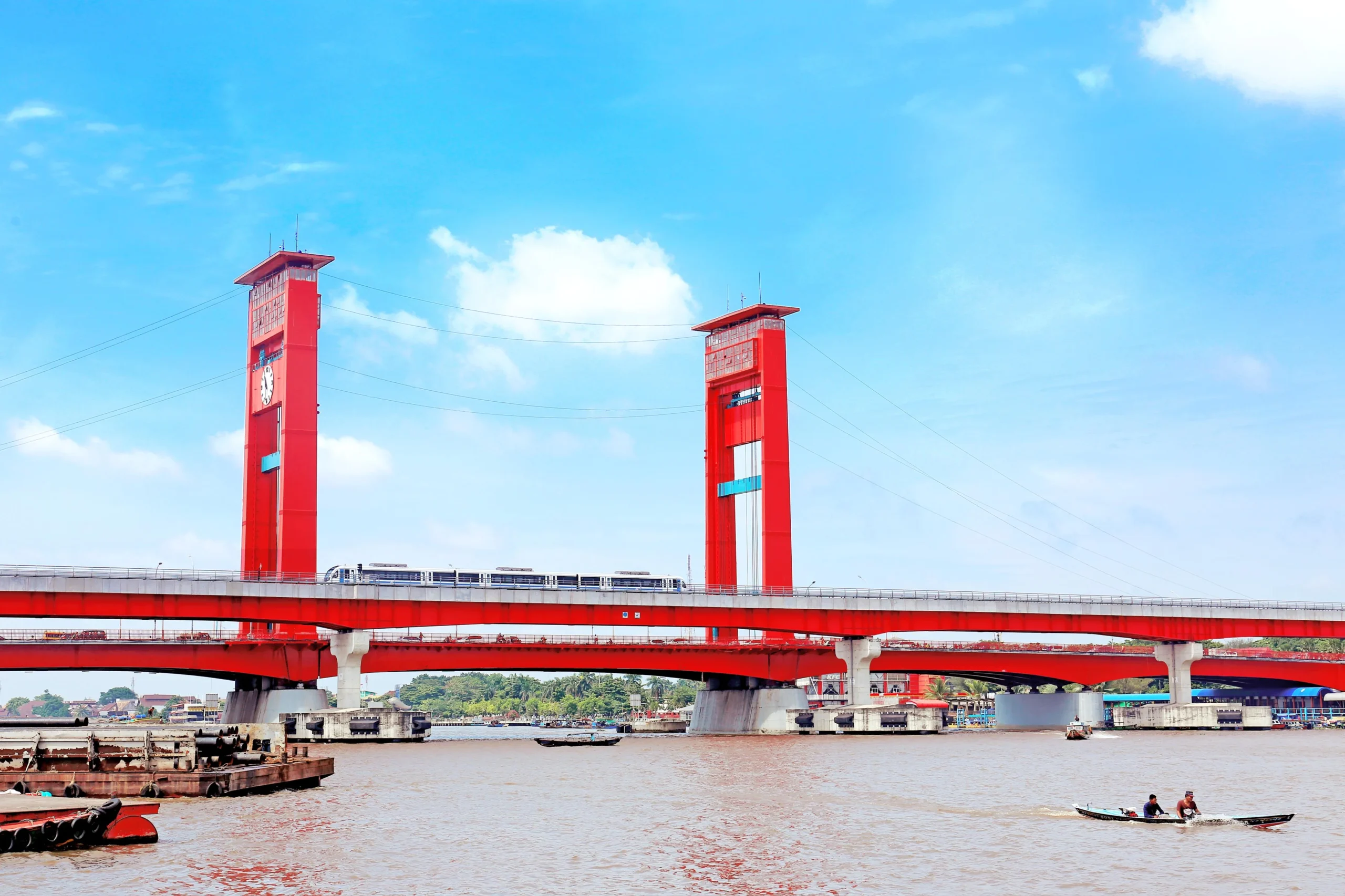 KAI Sumsel Catat Kinerja Gemilang: 2,3 Juta Penumpang dan 11,66 Juta Ton Barang Terangkut