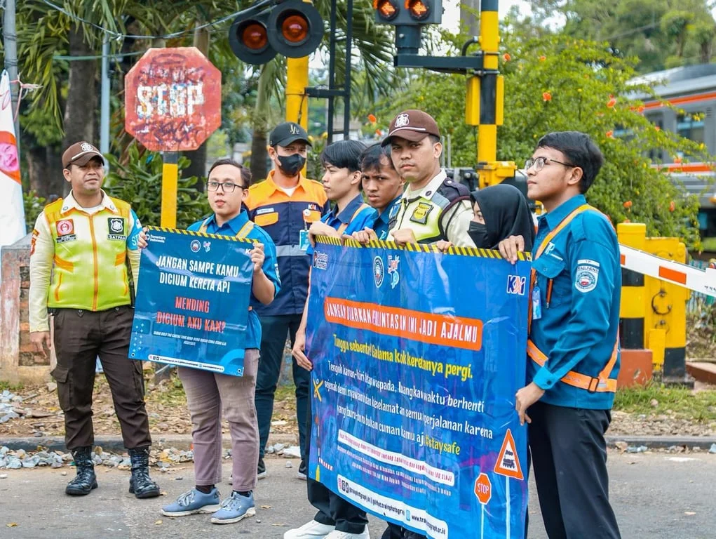 KAI Tutup 118 Perlintasan Sebidang demi Tingkatkan Keselamatan